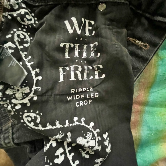 Free People We The Free Ripple Wide Leg Cropped Distressed Jeans - Picture 7 of 9